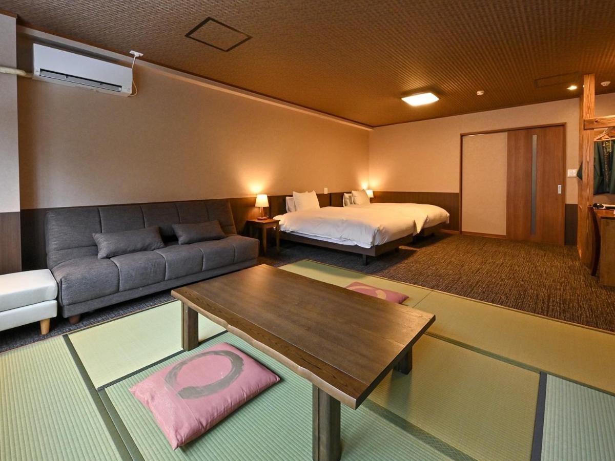 Kutsurogijyuku Shintaki Hotel Aizuwakamatsu Exterior foto